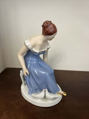 Royal Dux Cinderella